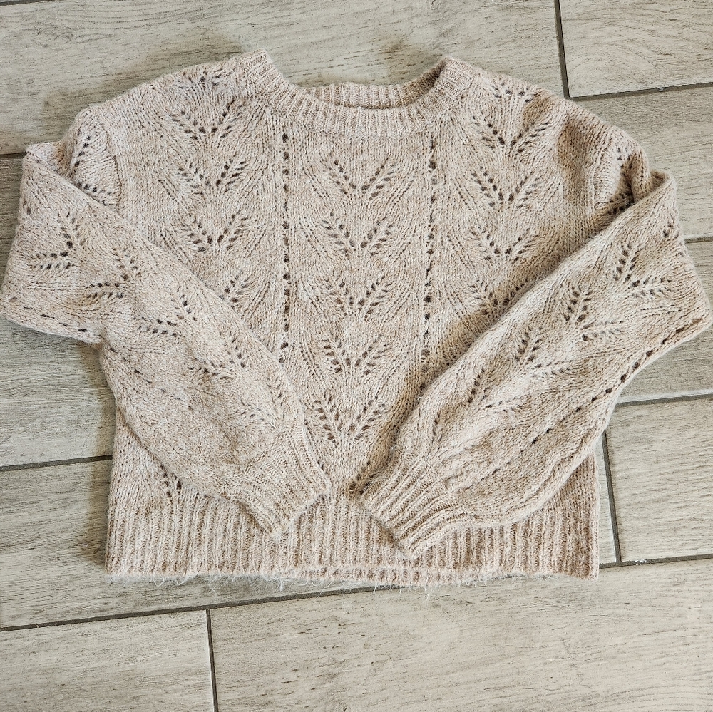 American eagle tan cropped fit sweater size S